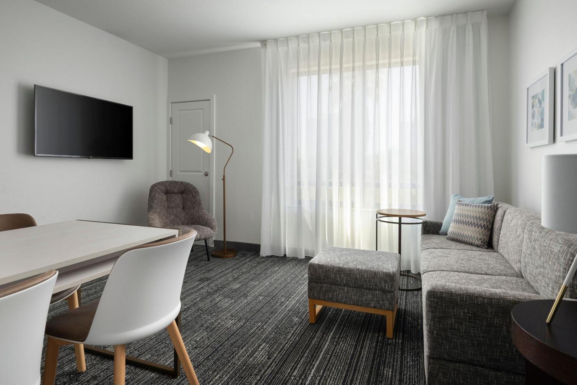 Hotel Towneplace San Jose 3*